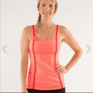 Lululemon top